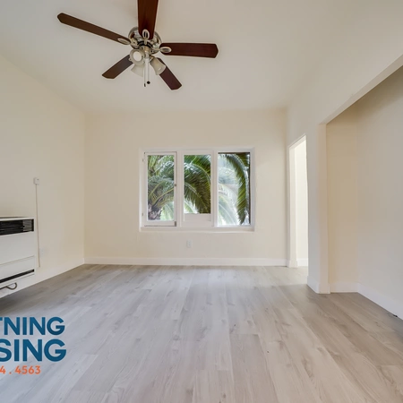 Studio Apartment for rent in Arlington Heights - Central Los Angeles, Los Angeles