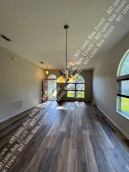 4 bedrooms apartment for rent in Cedar Hills - Westside, Jacksonville