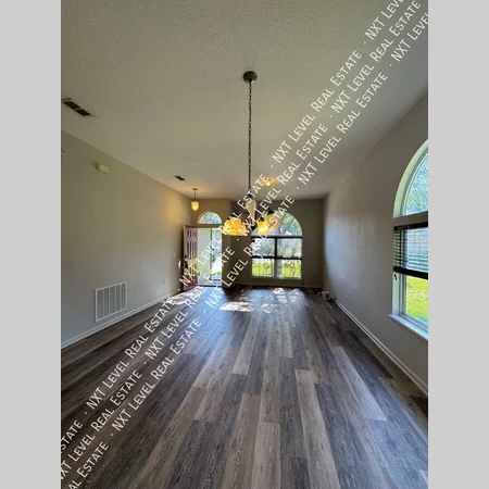 4 bedrooms apartment for rent in Cedar Hills - Westside, Jacksonville