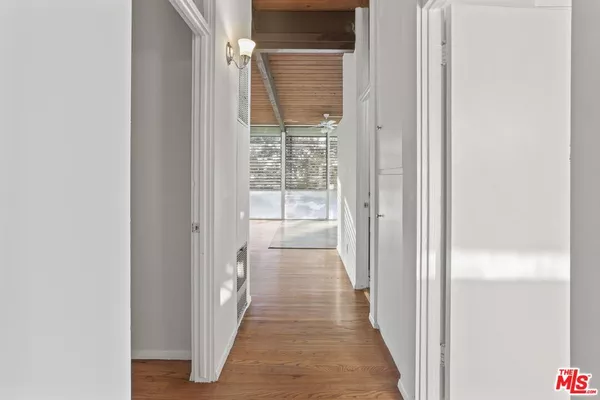 2 bedrooms apartment for rent in Mar Vista - Westside / South Bay, Los Angeles