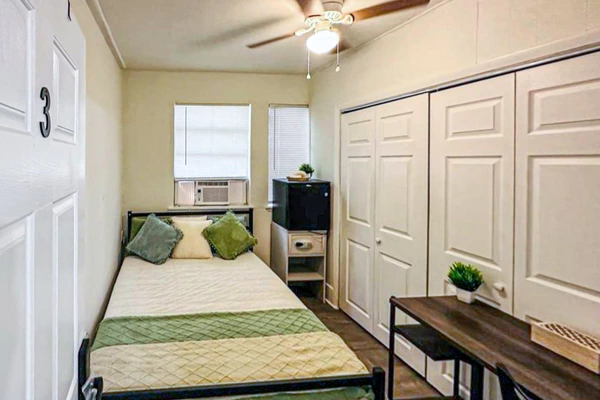 Coliving in Holden Heights - Central Orlando, Orlando