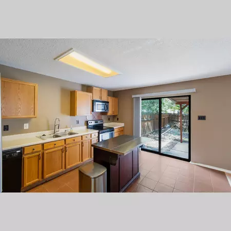 Coliving in Uptown Central - North SATX, San Antonio
