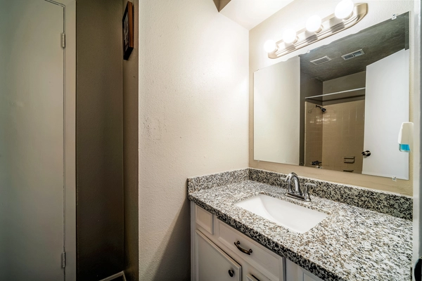 Coliving in Southbelt / Ellington - Se Houston, Houston