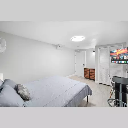 Coliving in College Park JAX - Northside, Jacksonville