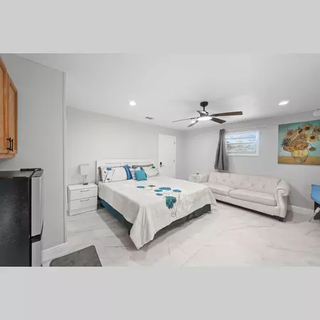 Coliving in College Park JAX - Northside, Jacksonville