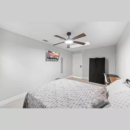 Coliving in College Park JAX - Northside, Jacksonville