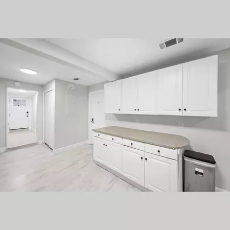 Coliving in College Park JAX - Northside, Jacksonville