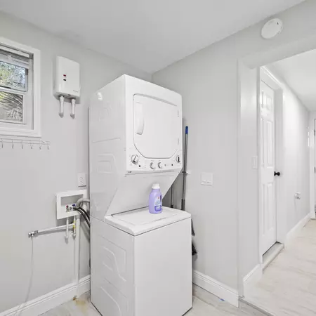 Coliving in College Park JAX - Northside, Jacksonville