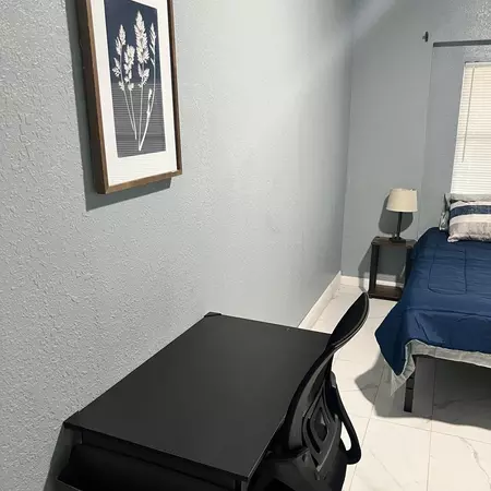 Coliving in Inner West Side - West SATX, San Antonio