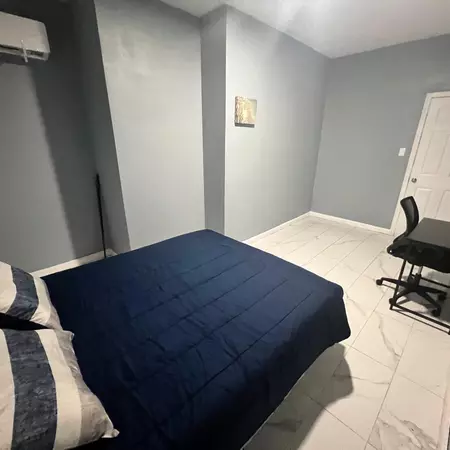 Coliving in Inner West Side - West SATX, San Antonio