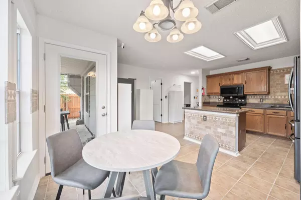 Coliving in Kyle - South Austin, Austin