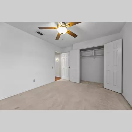 5 bedrooms apartment for rent in Highland Hills - Se Dallas, Dallas