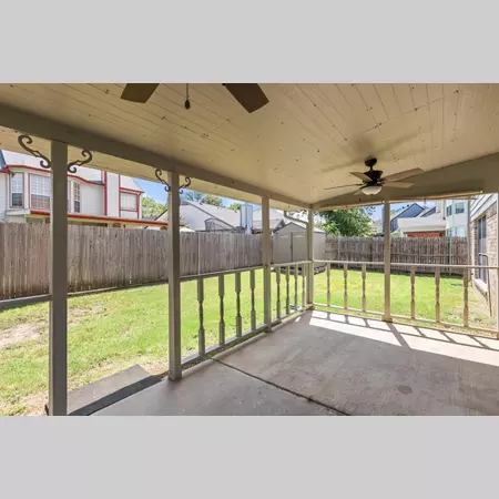 5 bedrooms apartment for rent in Highland Hills - Se Dallas, Dallas