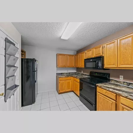 5 bedrooms apartment for rent in Highland Hills - Se Dallas, Dallas