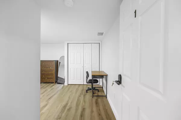 Coliving in Cocoa - Outer Orlando, Orlando