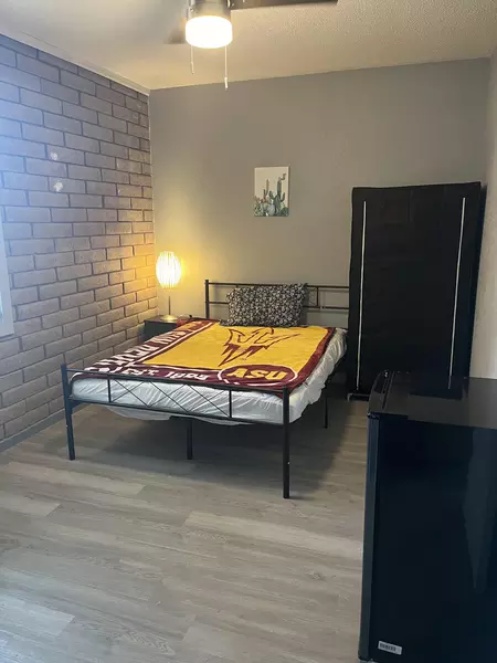 Coliving in Glendale - NW Valley, Phoenix