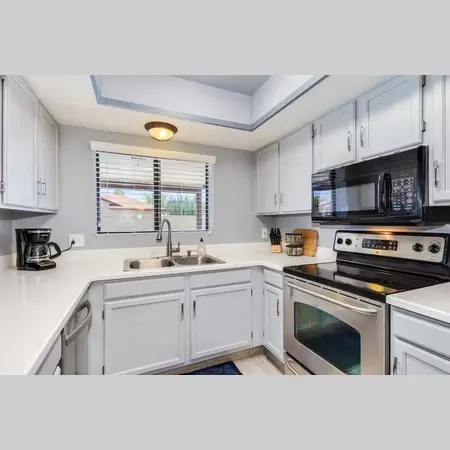 Coliving in Glendale - NW Valley, Phoenix