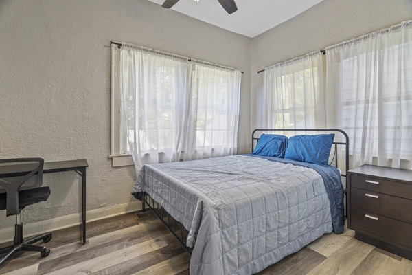 Coliving in Ybor City - Central Tampa, Tampa