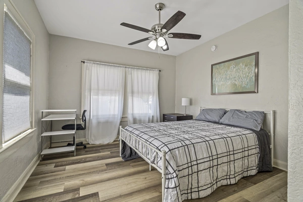 Coliving in Ybor City - Central Tampa, Tampa