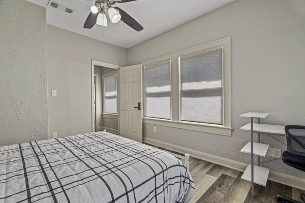 Coliving in Ybor City - Central Tampa, Tampa