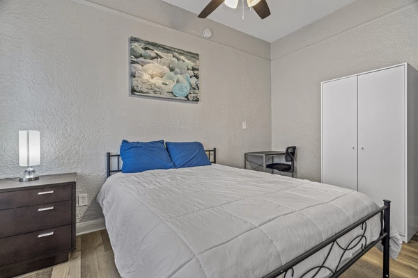 Coliving in Ybor City - Central Tampa, Tampa