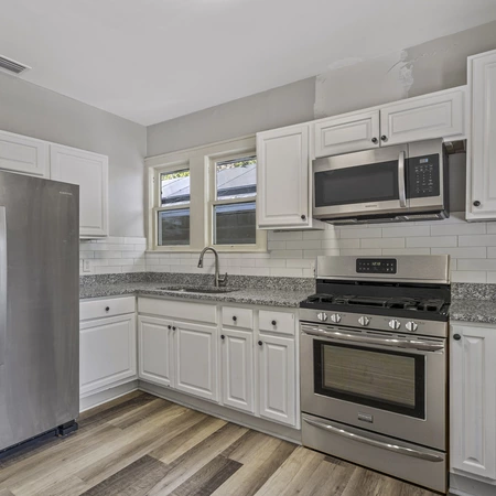 Coliving in Ybor City - Central Tampa, Tampa