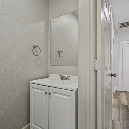 Coliving in Ybor City - Central Tampa, Tampa