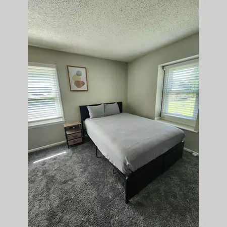 Coliving in Eastway - East Charlotte, Charlotte