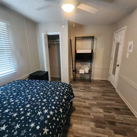 Coliving in Eastway - East Charlotte, Charlotte