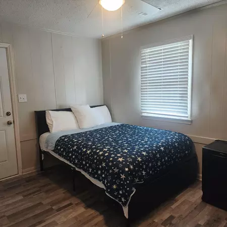 Coliving in Eastway - East Charlotte, Charlotte