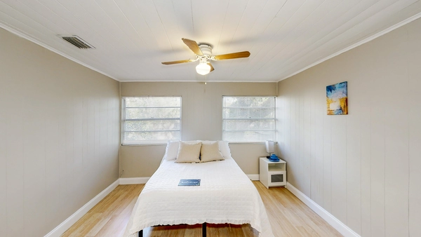 Coliving in Live Oaks Square - East Tampa, Tampa