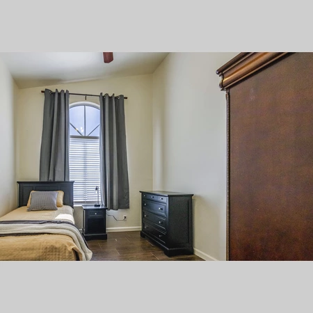 Coliving in Mesa - SE Valley, Phoenix
