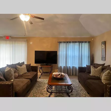 Coliving in Spring - Ne Houston, Houston