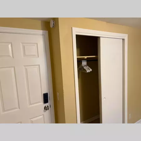 Coliving in Cedar Hills - Westside, Jacksonville