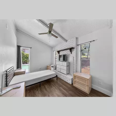 Coliving in Downtown St. Petersburg - Clearwater-St. Petersburg, Tampa