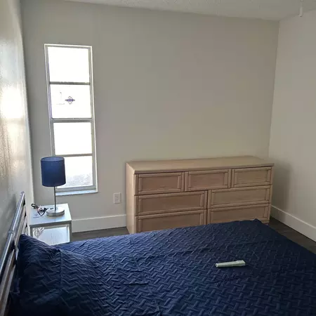 Coliving in Downtown St. Petersburg - Clearwater-St. Petersburg, Tampa