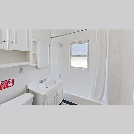 Coliving in Winter Hill - Somerville, Boston