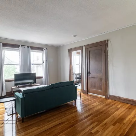 Coliving in Winter Hill - Somerville, Boston