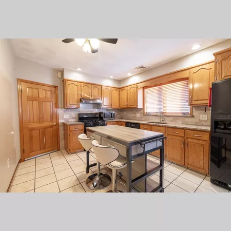 Coliving in Winter Hill - Somerville, Boston