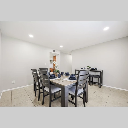 Coliving in Glendale - NW Valley, Phoenix