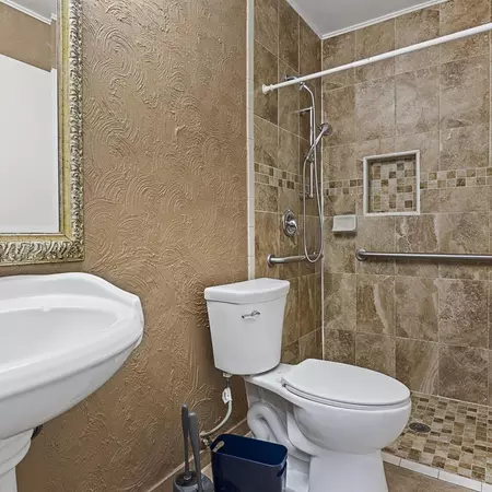 Coliving in Far West Side - West SATX, San Antonio