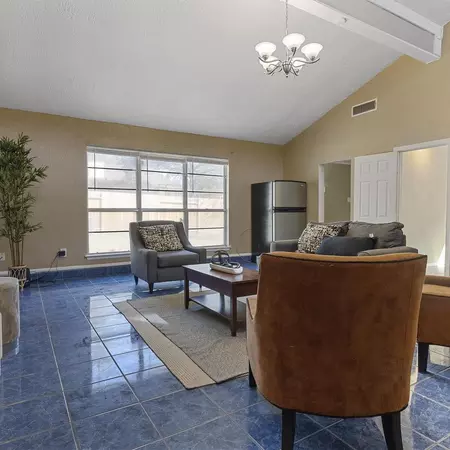 Coliving in Far West Side - West SATX, San Antonio