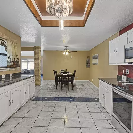 Coliving in Far West Side - West SATX, San Antonio