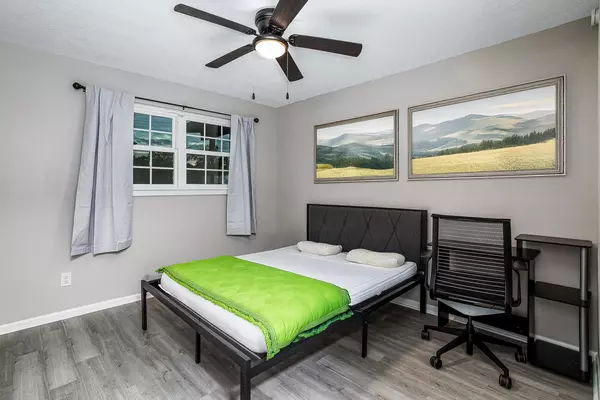 Coliving in Cedar Hills - Westside, Jacksonville