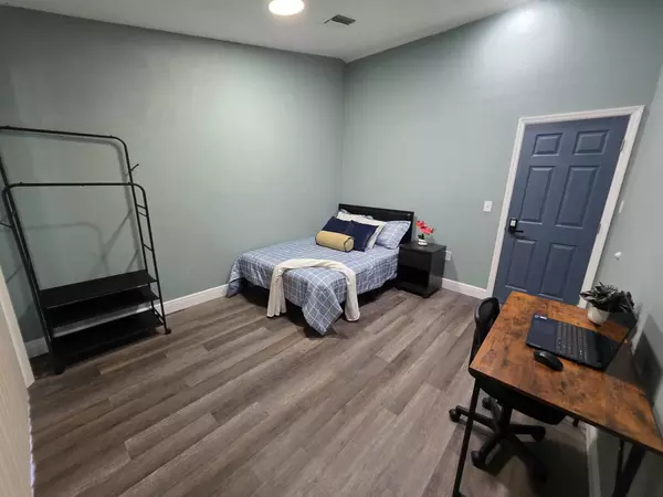 Coliving in Port Charlotte - North Port, Sarasota