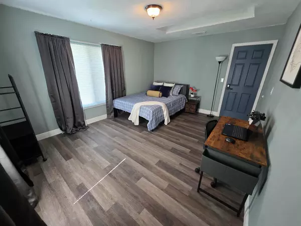 Coliving in Port Charlotte - North Port, Sarasota