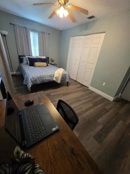 Coliving in Port Charlotte - North Port, Sarasota