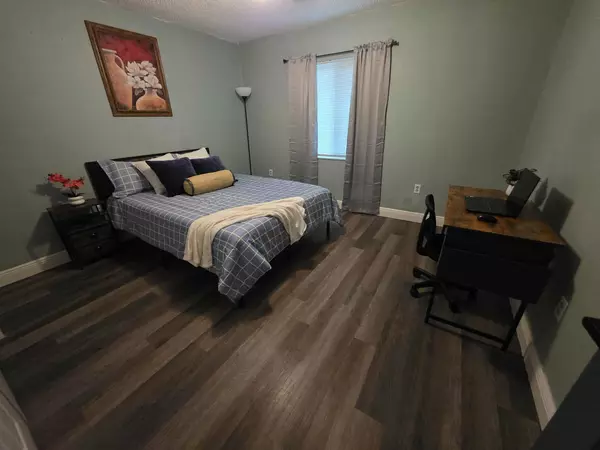 Coliving in Port Charlotte - North Port, Sarasota