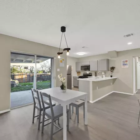 Coliving in Uptown Central - North SATX, San Antonio