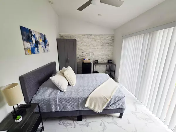 Coliving in Davie - Broward County, Miami